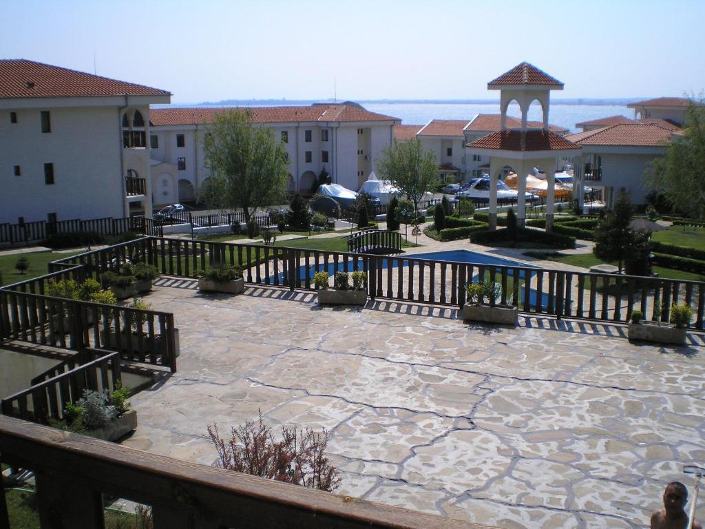 Kambani Bells Apart Complex Sveti Vlas Extérieur photo